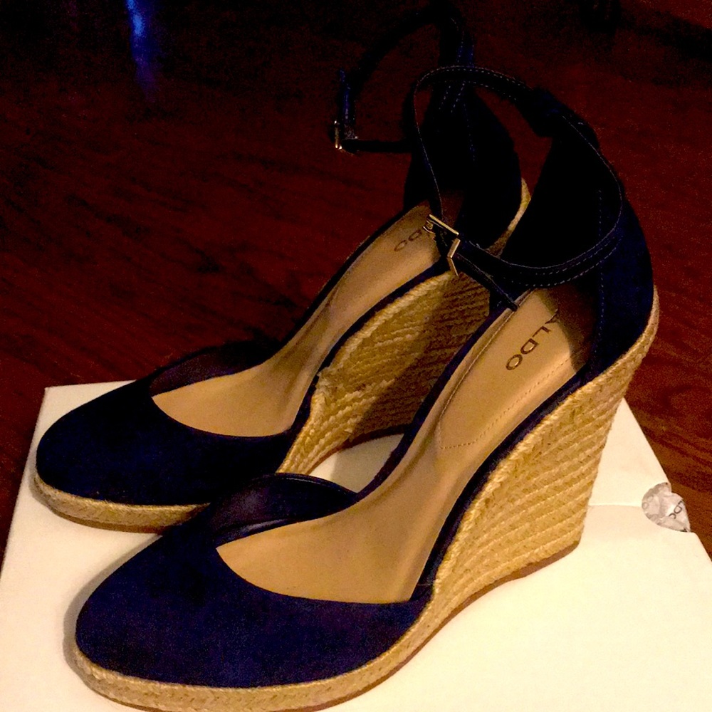 Brand New Aldo Wedge - Picture 2 of 5